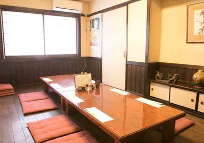 10_2階の座敷席です。大広間として最大４０名様でご利用いただけます。